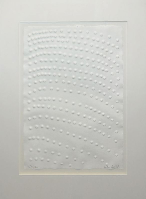 Günther Uecker: Signierter Prägedruck, 2002.